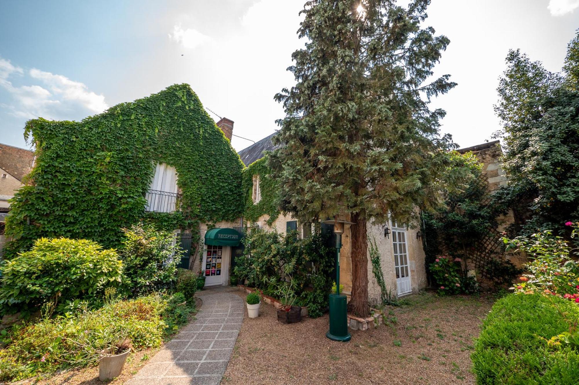Hotellerie De Charme Le Relais Cicero Hotel-Jardin-Calme-Verdure-Centre La Flèche Eksteriør billede